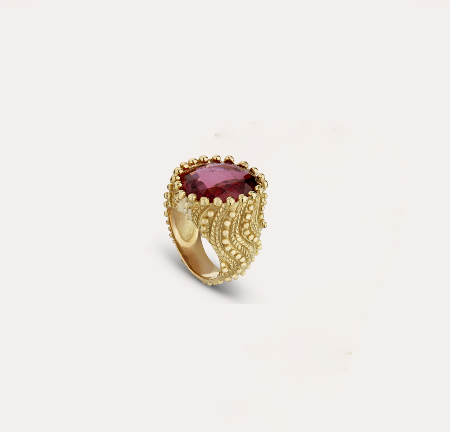 Bague Cabinet de curiosité tourmaline rose et or jaune recyclé 18k