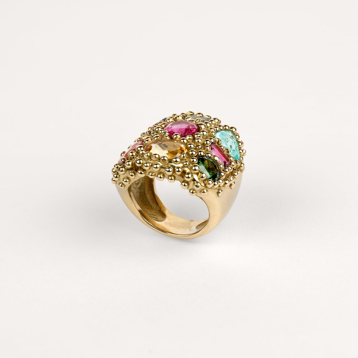 Bague poudre d'escampette tutti frutti Cabinet de curiosité tourmaline paraiba, tourmalines jaune, rose, fuchsia, verte, grenat spessartite orange et or jaune recyclé 18k 750/1000