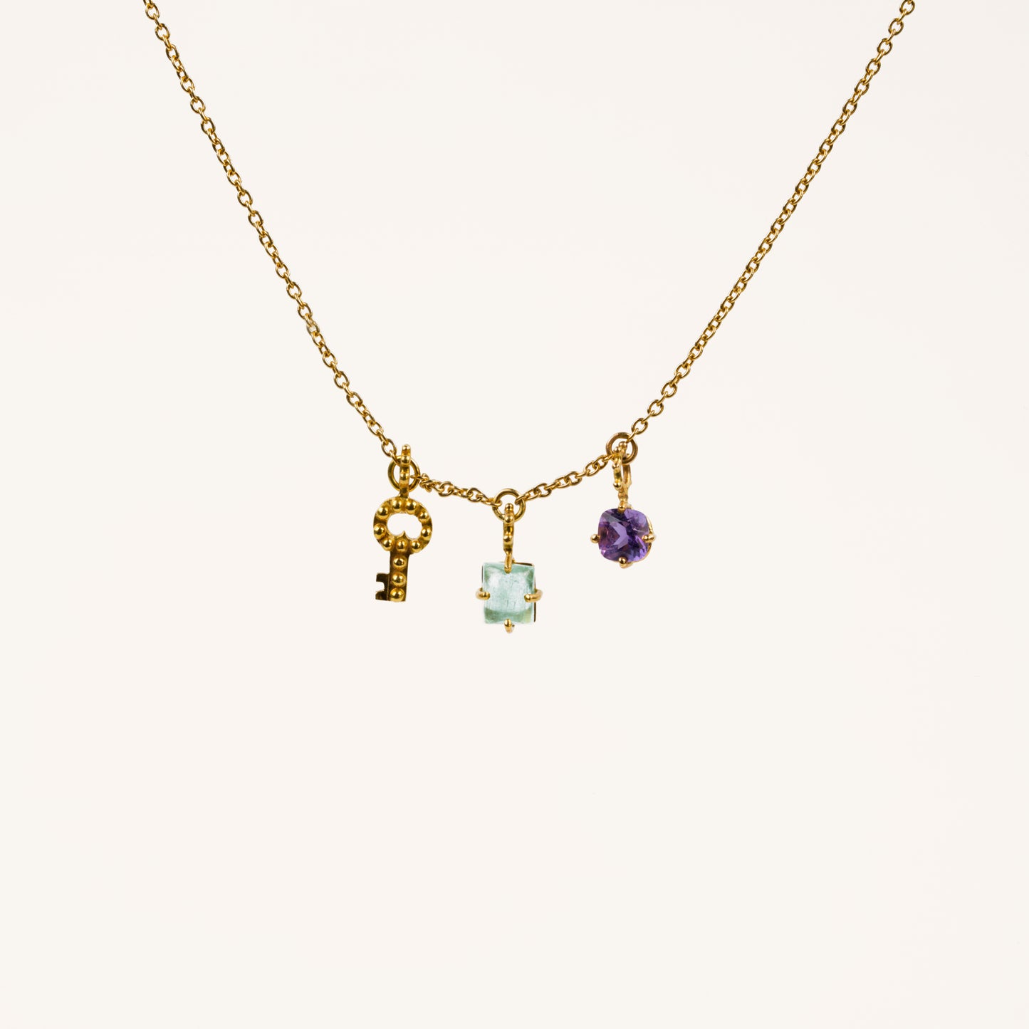 Collier Bohème améthyste, tourmaline verte et or jaune recyclé 18k 750/1000