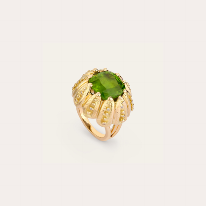 Bague Cabinet de curiosité péridot, diamants et or jaune 18K 750/1000
