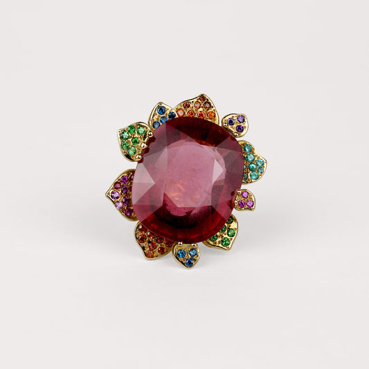 Bague ludmilla Cabinet de curiosité  rubellite magistrale rose poudrée, saphirs oranges, violets, fuchsias et or jaune recyclé 18k 750/1000