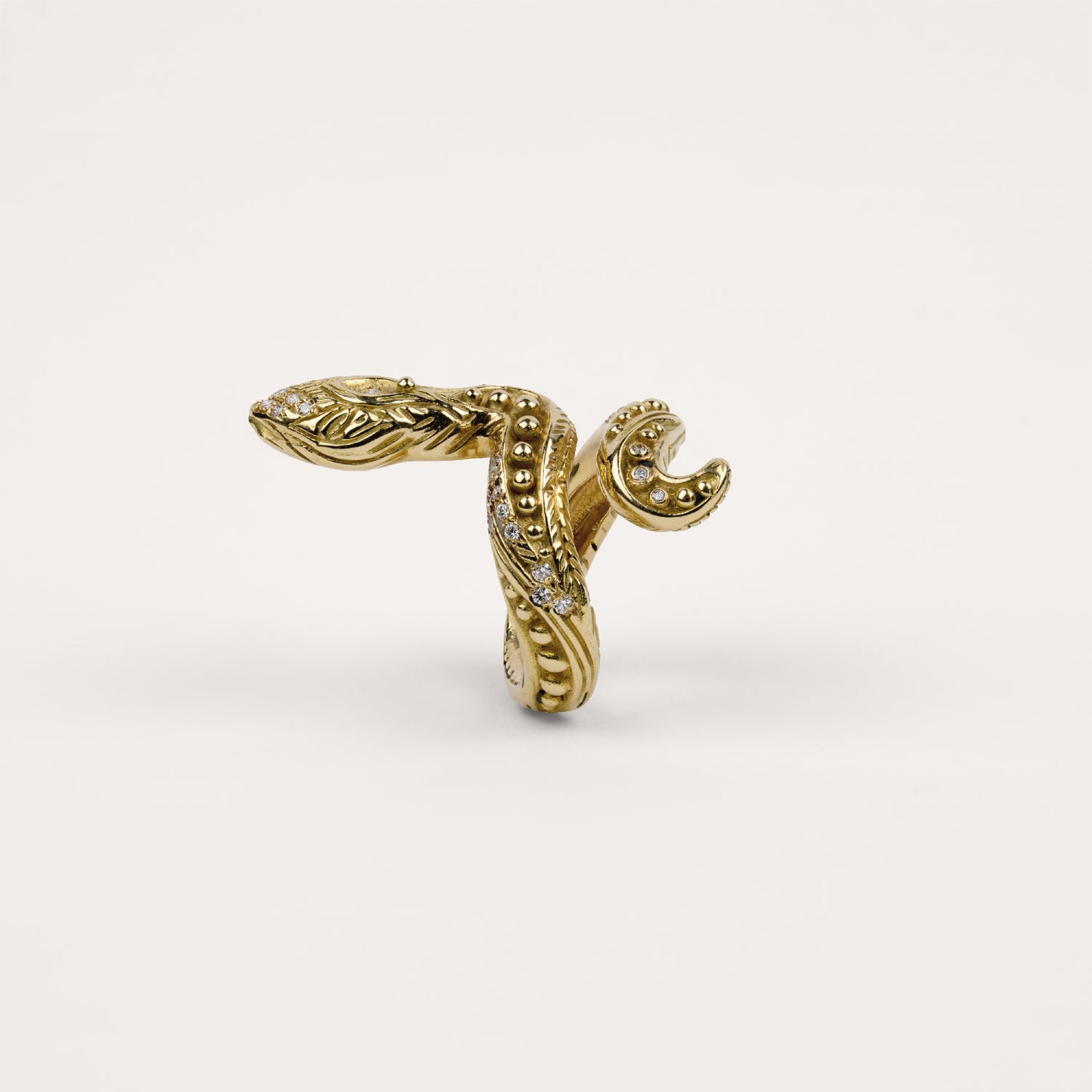 Bague Prodigieux bestiaire serpent magicien diamants et or jaune recyclé 18k 750/1000